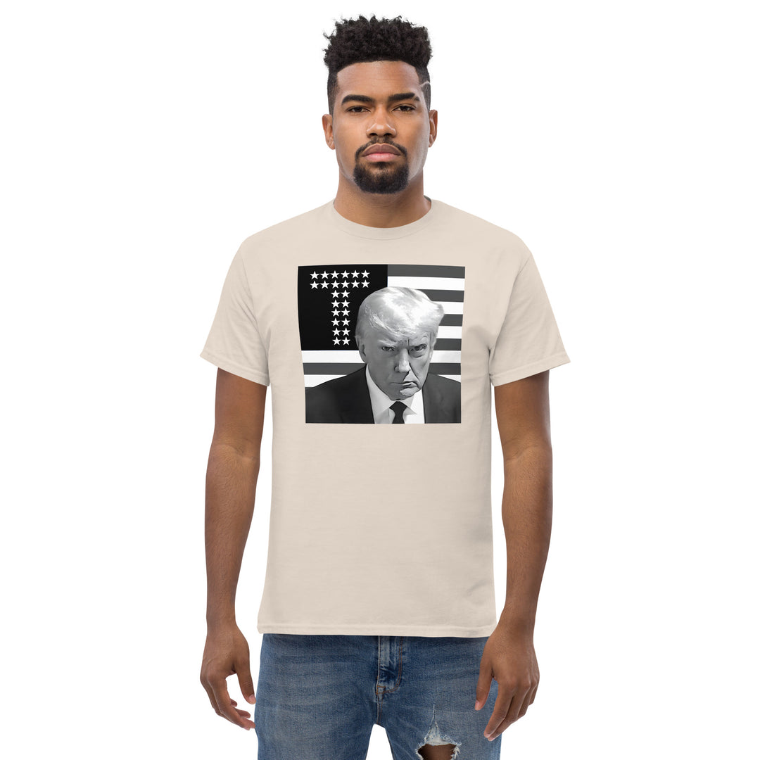 Camiseta Trump Mugshot - Blanco y negro